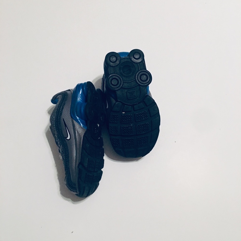 Nike shoes - Picture 5 of 7